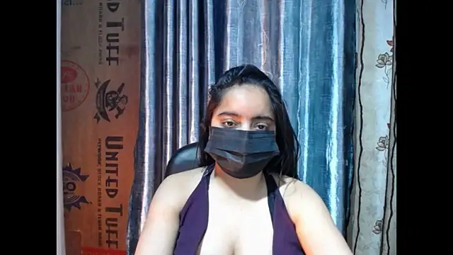 isha05 online show from February 1, 2:15 pm