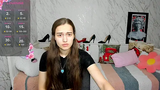 Alisa  Hall online show from February 7, 4:38 am