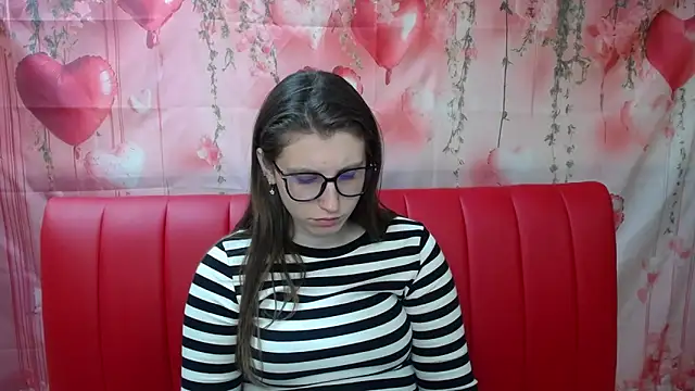 LilianaShine online show from May 30, 5:04 am