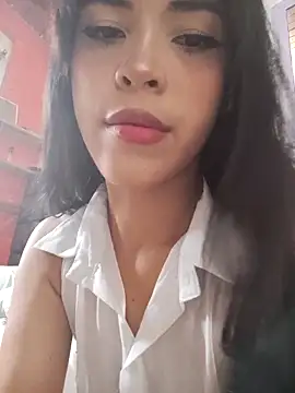 Luucia 09 online show from April 13, 7:41 pm