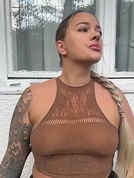 sexybatwomen33 online show from May 21, 10:33 am