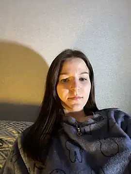 Snapshot of OliaLav chatting on February 5, 7:07 pm OliaLav online show from February 5, 7:07 pm