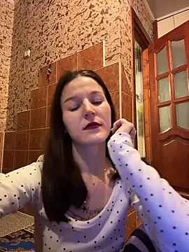 Snapshot of OliaLav chatting on February 16, 6:37 pm OliaLav online show from February 16, 6:37 pm