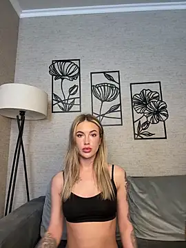 xXKelly bonb0nXx online show from May 21, 1:07 pm