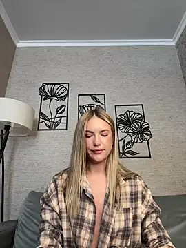 xXKelly bonb0nXx online show from June 14, 9:11 am