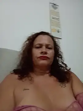 Snapshot of Lilibhet chatting on June 3, 2:47 am Lilibhet online show from June 3, 2:47 am