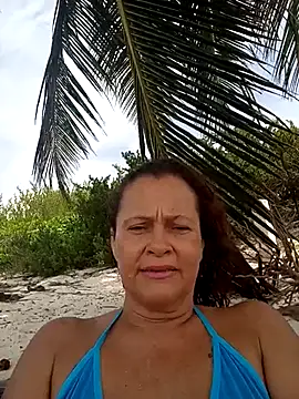 Snapshot of Lilibhet chatting on June 3, 2:33 pm Lilibhet online show from June 3, 2:33 pm