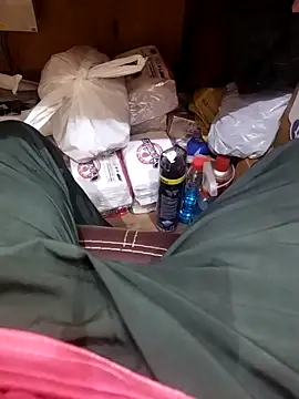 sudip999999 online show from March 17, 6:17 am