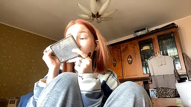 LaureenVielma online show from February 7, 8:07 am