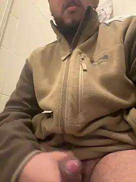 Snapshot of latinocalientehot chatting on March 23, 10:03 pm latinocalientehot online show from March 23, 10:03 pm