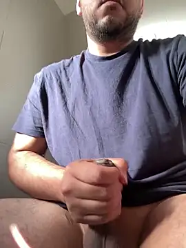 latinocalientehot online show from June 6, 4:23 pm