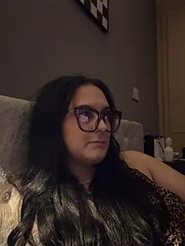 CherryDollxxx online show from February 1, 9:35 pm