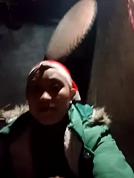 Snapshot of Pmn87 chatting on February 2, 6:56 am Pmn87 online show from February 2, 6:56 am