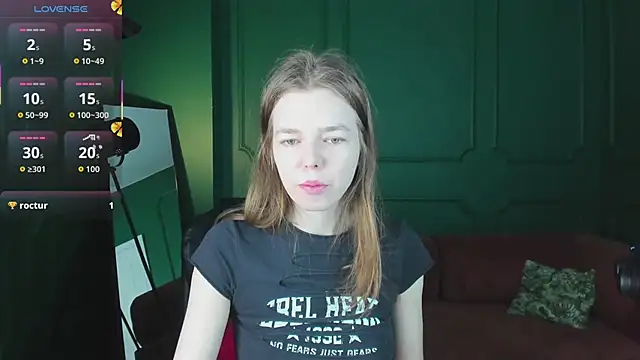  Tina Tayllor  online show from March 31, 9:26 pm