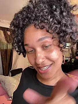 Jamalyce online show from June 7, 4:33 pm
