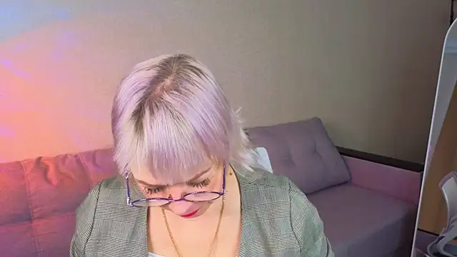 Snapshot of Ann_Annise chatting on February 20, 9:54 am Ann Annise online show from February 20, 9:54 am