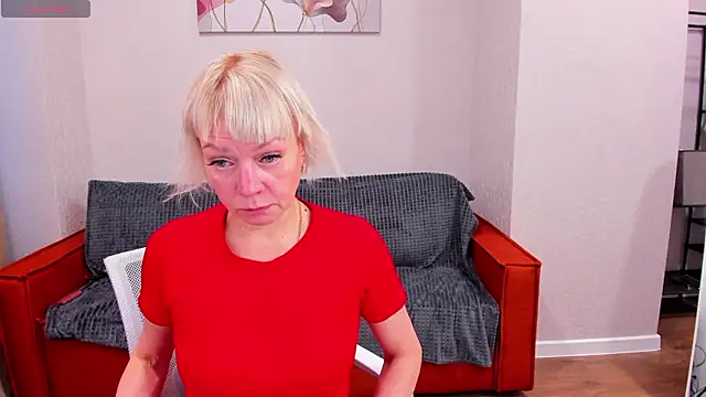 Snapshot of Ann_Annise chatting on March 13, 1:12 am Ann Annise online show from March 13, 1:12 am