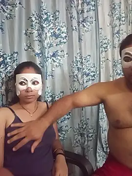 Snapshot of pinkbox chatting on March 9, 5:00 am pinkbox online show from March 9, 5:00 am