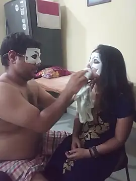 Snapshot of pinkbox chatting on March 16, 6:23 pm pinkbox online show from March 16, 6:23 pm