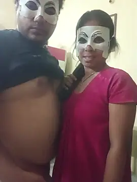 Snapshot of pinkbox chatting on March 17, 6:33 pm pinkbox online show from March 17, 6:33 pm