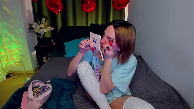 PollyRoseX online show from March 8, 7:06 pm