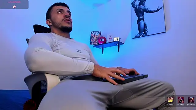 LiamReigns  online show from June 18, 2:34 am
