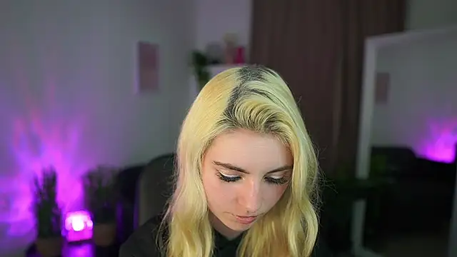 Snapshot of Jetpearl chatting on March 11, 8:15 pm Jetpearl online show from March 11, 8:15 pm