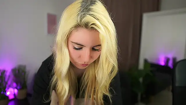 Snapshot of Jetpearl chatting on March 15, 8:15 pm Jetpearl online show from March 15, 8:15 pm