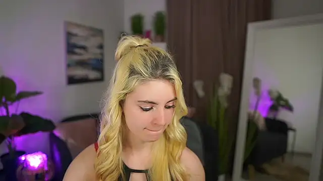 Snapshot of Jetpearl chatting on March 29, 7:14 pm Jetpearl online show from March 29, 7:14 pm