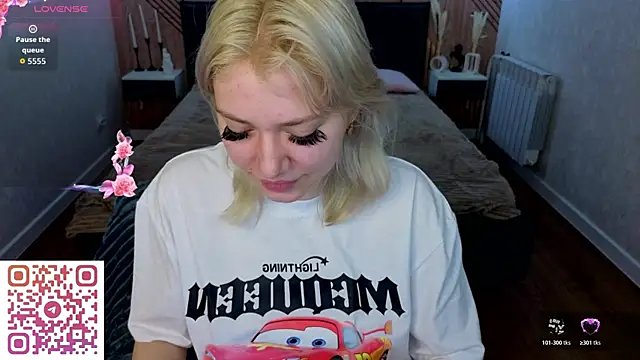 Kate Krose online show from June 9, 1:06 am