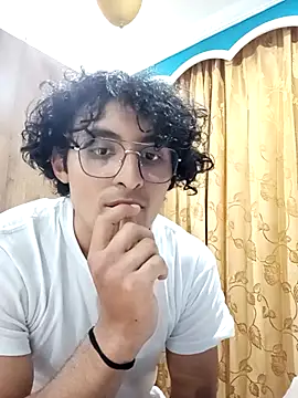 Apolo Men online show from March 13, 4:41 am