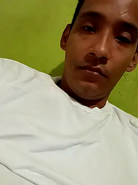 Snapshot of Yormanen chatting on March 29, 1:49 am Yormanen online show from March 29, 1:49 am