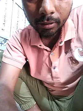 Snapshot of Sexy_kiran002 chatting on March 12, 1:56 am Sexy kiran002 online show from March 12, 1:56 am