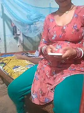 Snapshot of Sexy_kiran002 chatting on April 3, 4:16 pm Sexy kiran002 online show from April 3, 4:16 pm