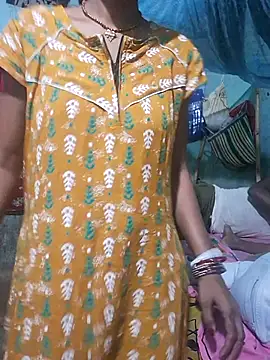 Snapshot of Sexy_kiran002 chatting on April 5, 3:53 pm Sexy kiran002 online show from April 5, 3:53 pm