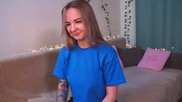 AricaPetties online show from January 31, 7:11 pm