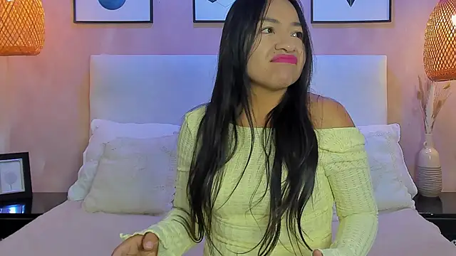 CarolinaValdez2026 online show from March 26, 11:27 am