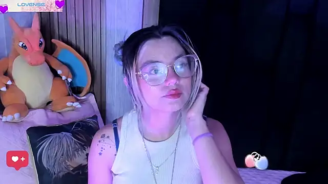 YukkyKuran  online show from February 5, 2:27 am