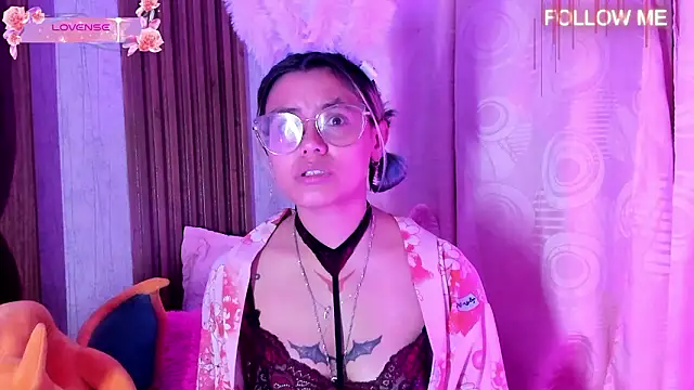 YukkyKuran  online show from February 11, 2:49 am