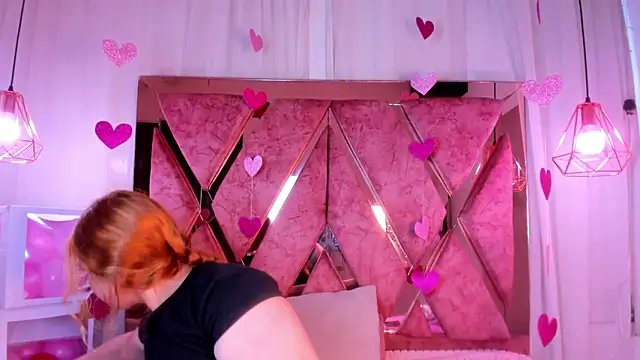 shantal cooper  online show from February 19, 7:10 pm