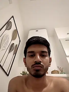 shollow1015 online show from February 7, 7:45 am