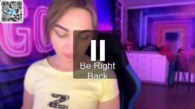 Snapshot of Vellora_ chatting on March 29, 8:09 pm Vellora online show from March 29, 8:09 pm