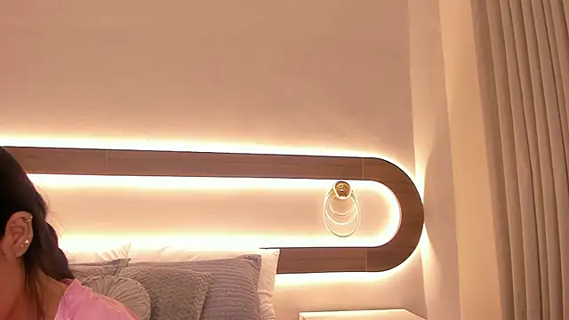 Snapshot of Violeta_sum chatting on March 30, 12:39 pm Violeta sum online show from March 30, 12:39 pm