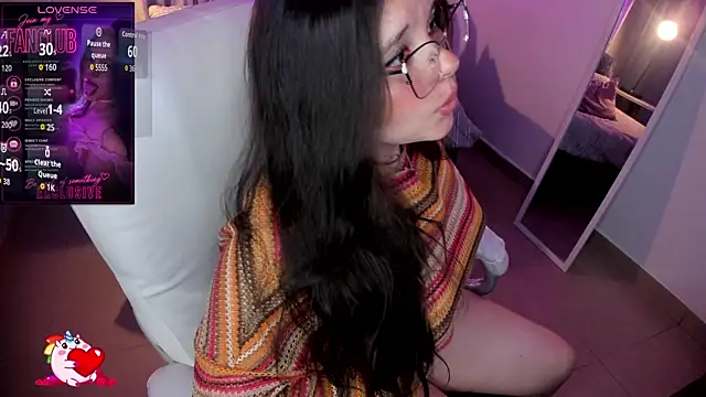 Snapshot of Raven_sweeteyes chatting on August 2, 2:54 am Raven sweeteyes online show from August 2, 2:54 am