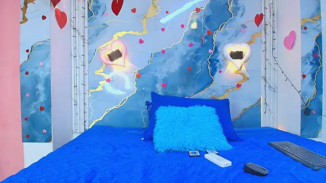 crystal love08 online show from February 26, 7:35 pm