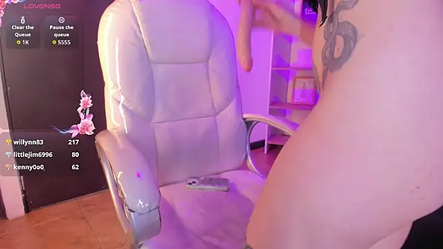 Snapshot of Sweet_bellaa_ chatting on March 21, 8:19 am Sweet bellaa online show from March 21, 8:19 am