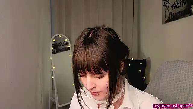 michelewild online show from February 15, 1:31 pm