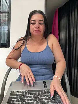 Snapshot of candy69- chatting on July 6, 8:55 pm candy69- online show from July 6, 8:55 pm