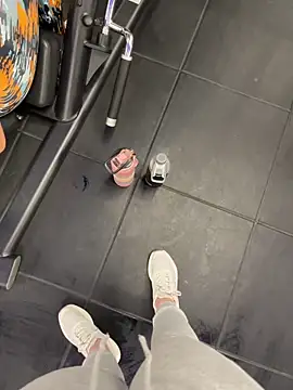 honey luminair online show from January 31, 7:11 pm