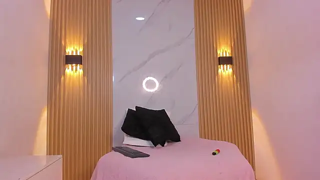 Christopher Hunter online show from March 29, 4:12 am